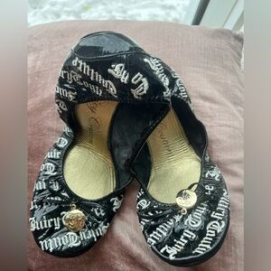 Juicy Couture foldable ballet flats (fits 7-9)